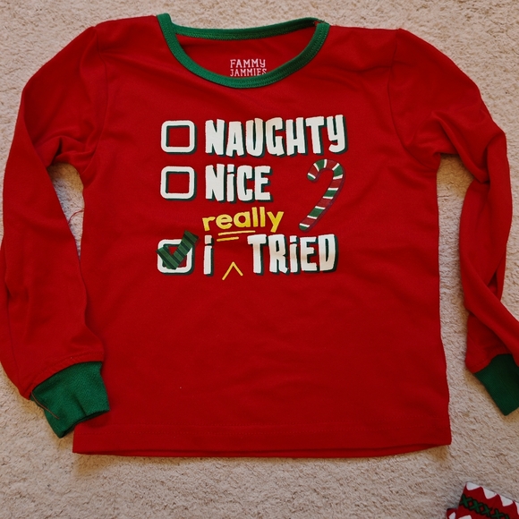 4/25 Fammy Jammies  Christmas Pyjamas 2PC 3t - Picture 2 of 8